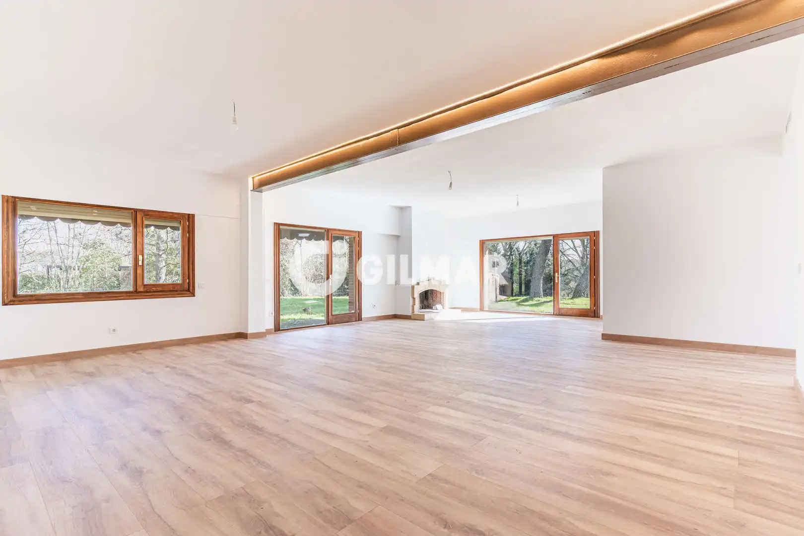 Villa mit Pool zum Verkauf in Villafranca del Castillo