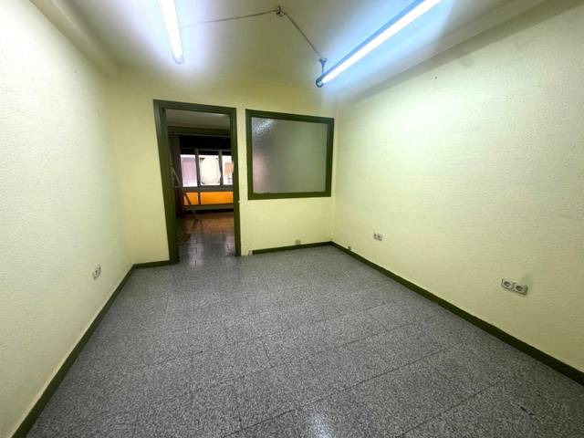 Oficina en Alquiler en Avilés - calle José Cueto en Centro