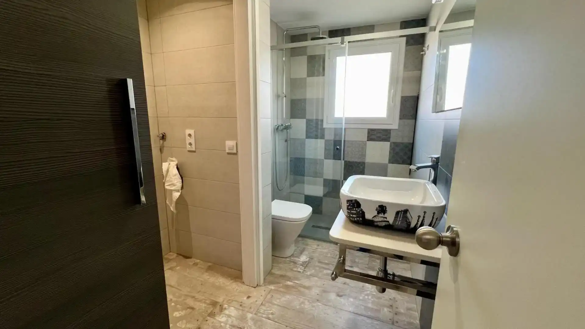 Bany de Apartament en venda en L'Estartit amb Aire condicionat i Balcó