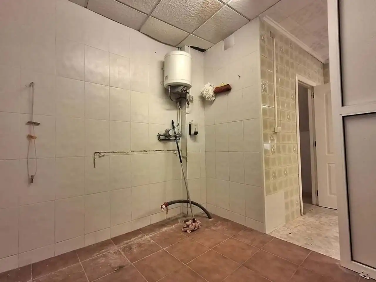 Baño de Local en venta en Pego