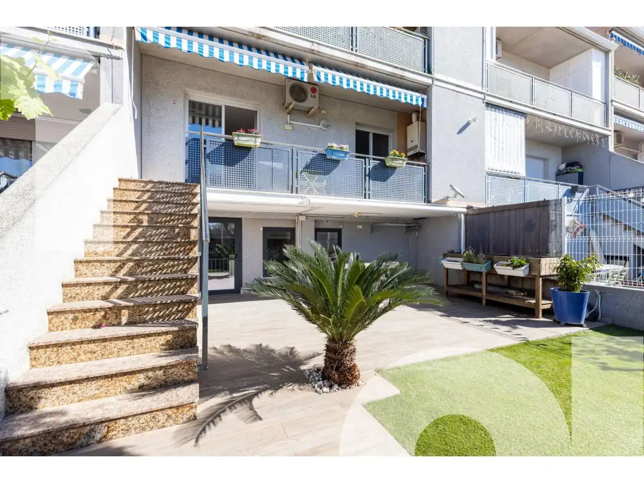 Terrasse von Wohnung zum Verkauf in Les Franqueses del Vallès mit Klimaanlage, Heizung und Privatgarten