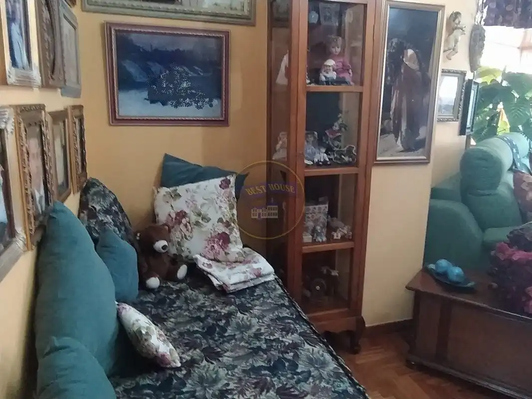 Habitación de Piso en venta en Vigo  con Calefacción, Terraza y Trastero
