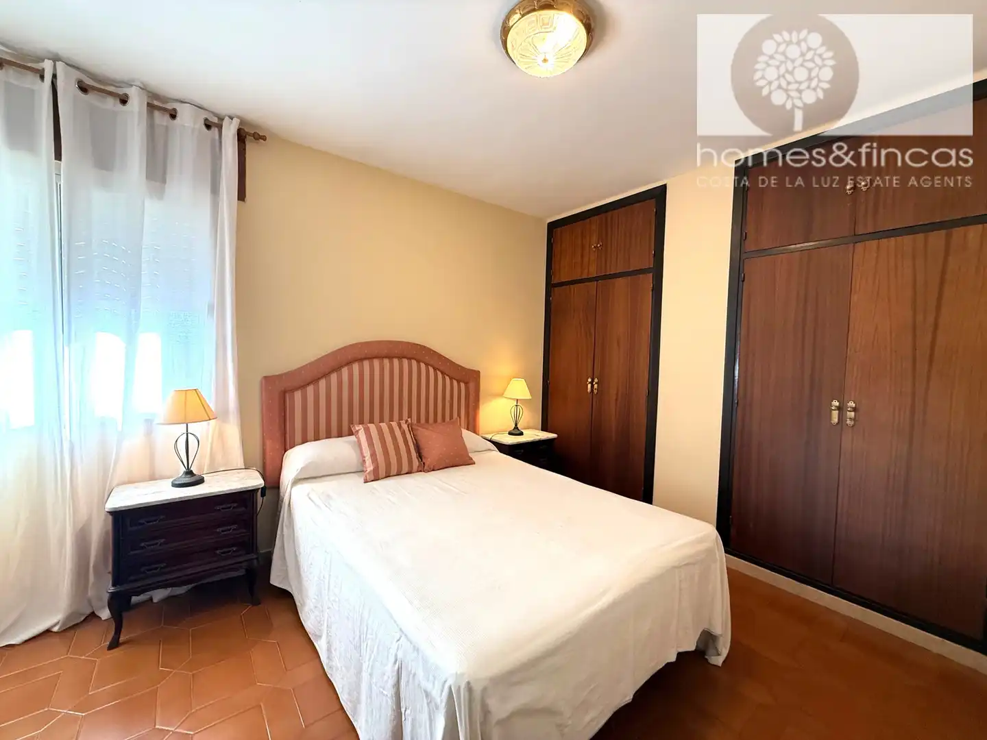 Dormitori de Apartament en venda en Ayamonte amb Moblat, Forn i Rentadora
