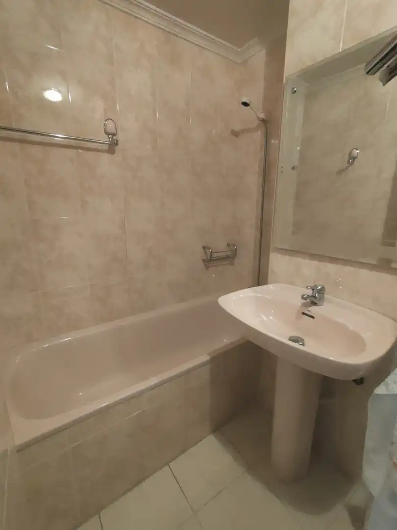 Badezimmer von Wohnung zum Verkauf in Benavente mit Heizung, Möbliert und Balkon