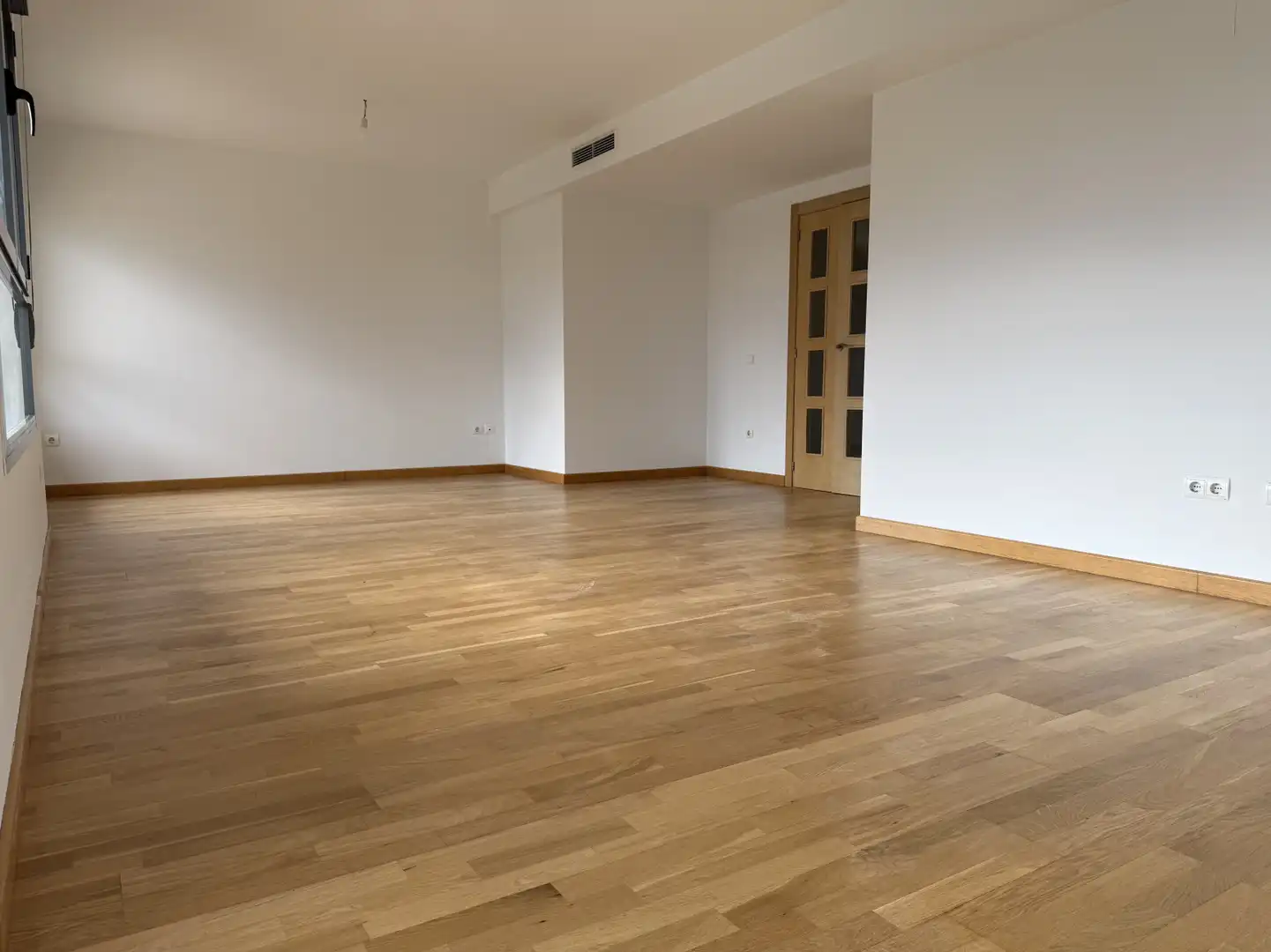 Sala d'estar de Pis en venda en Torrent amb Aire condicionat, Calefacció i Jardí privat