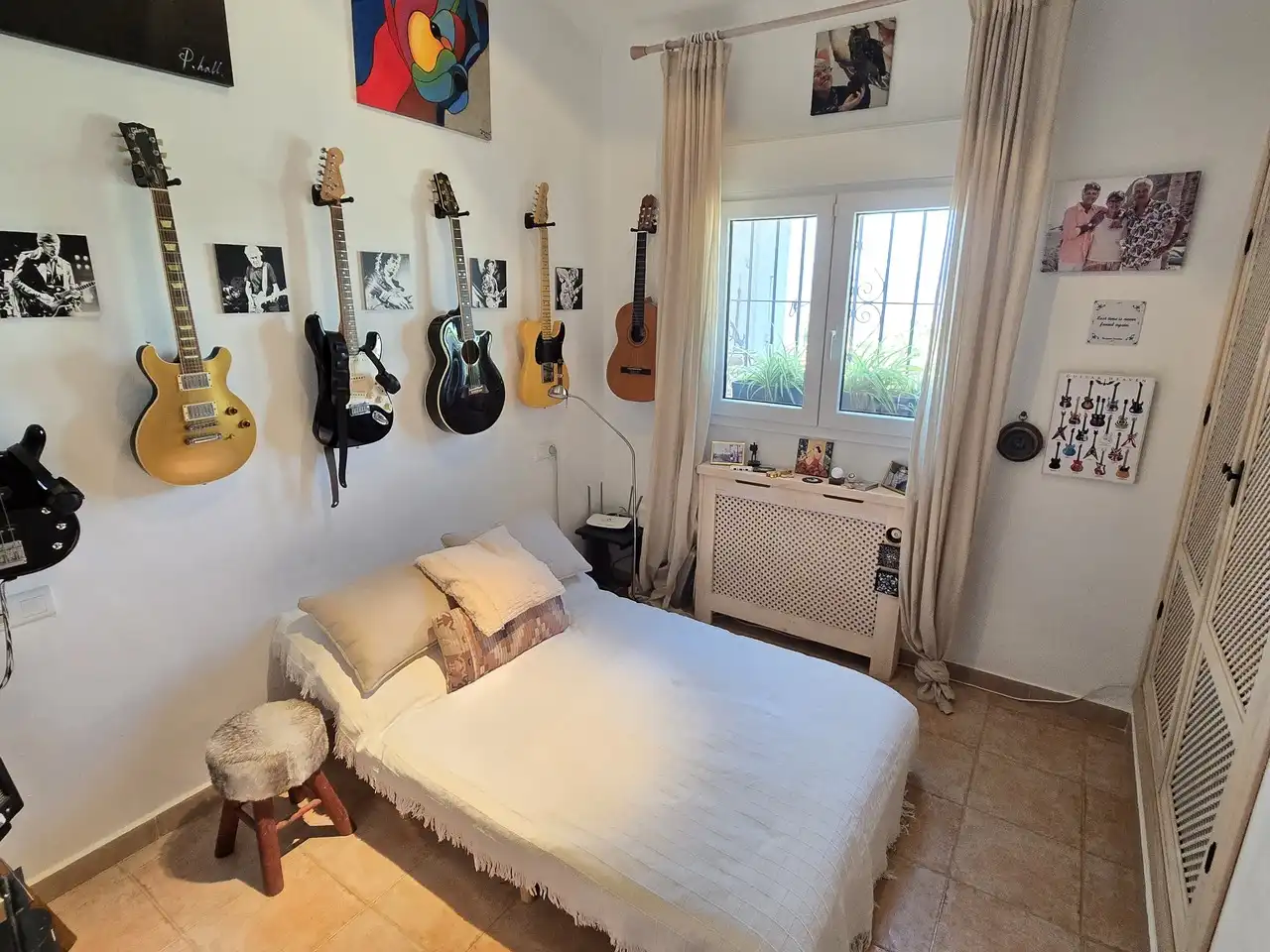 Dormitori de Casa o xalet en venda en Canillas de Aceituno amb Aire condicionat, Terrassa i Piscina
