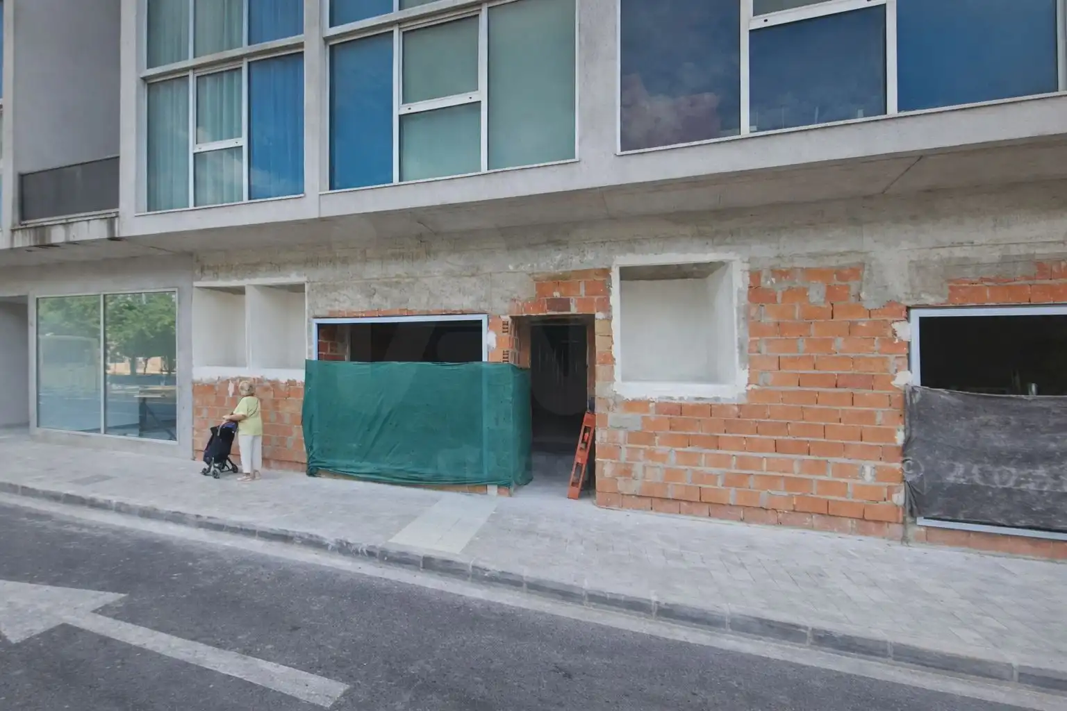 Vista exterior de Local de alquiler en Murcia