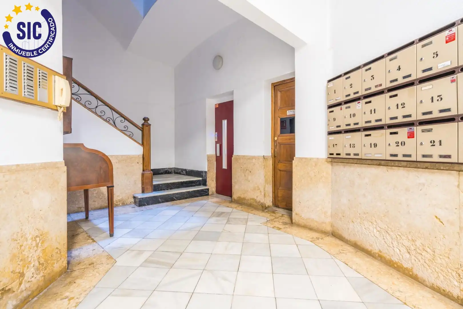 Piso en venta en Valencia con Calefacción y Parquet