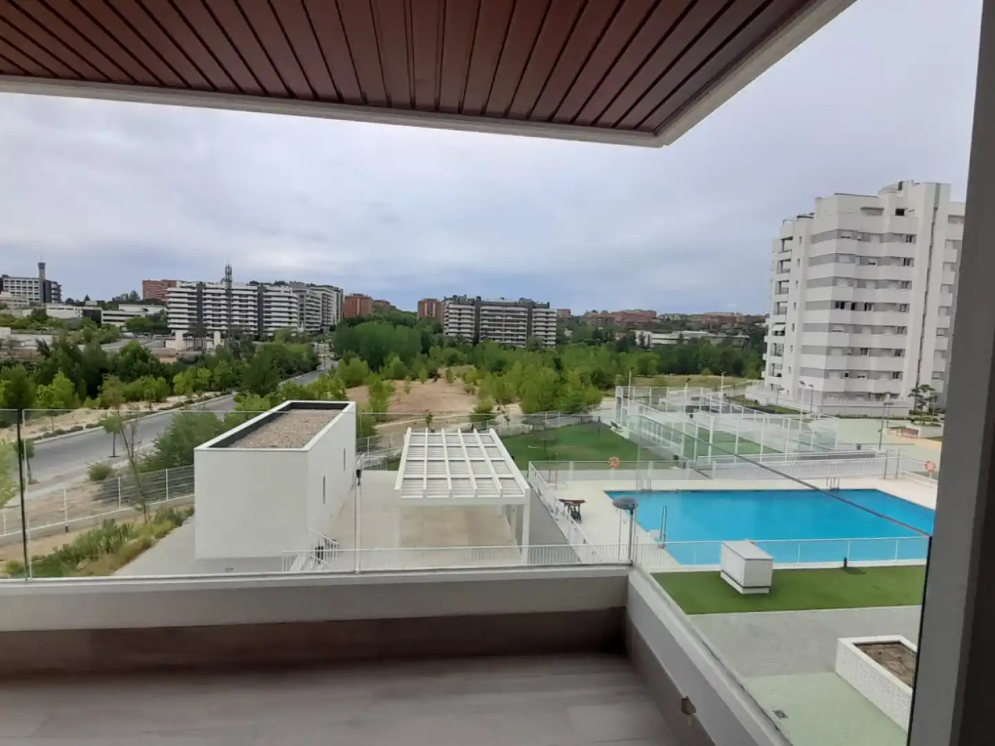 Terrasse von Wohnung zur Miete in Tres Cantos mit Heizung, Terrasse und Abstellraum