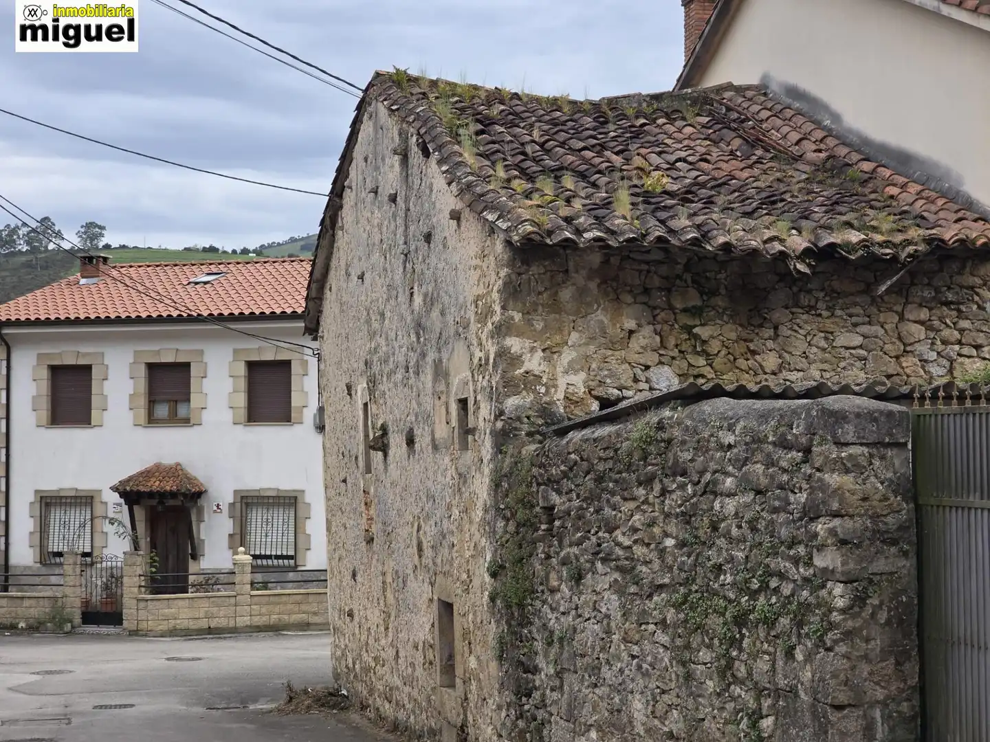 Vista exterior de Casa o xalet en venda en Val de San Vicente 