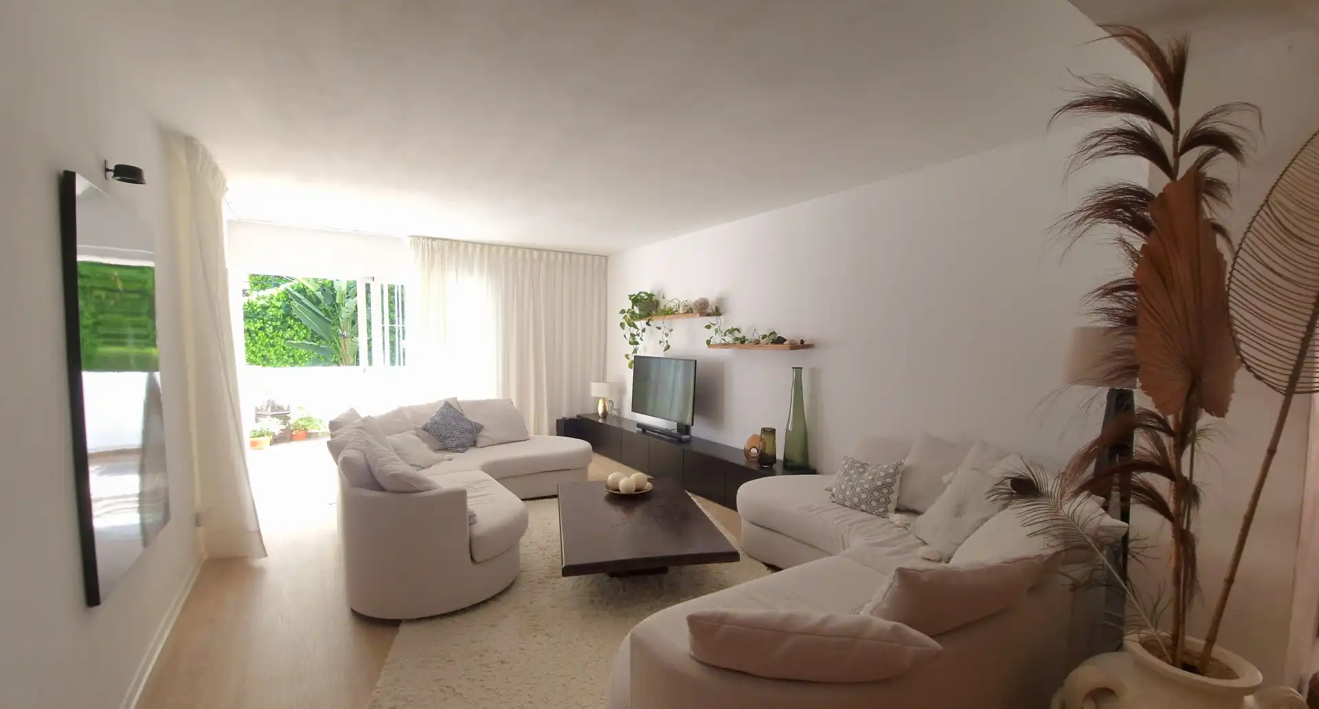 Apartament amb terrassa en venda a Nueva Andalucía, imagen 3