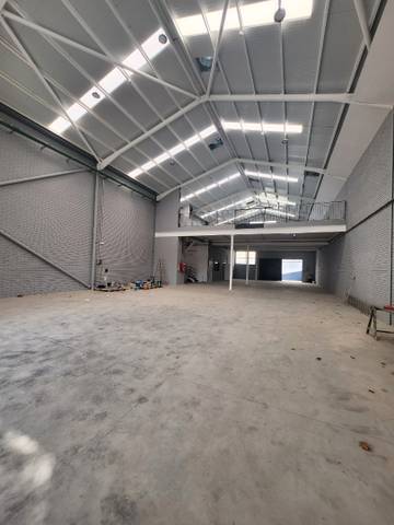 Nave industrial en Alquiler en Centre