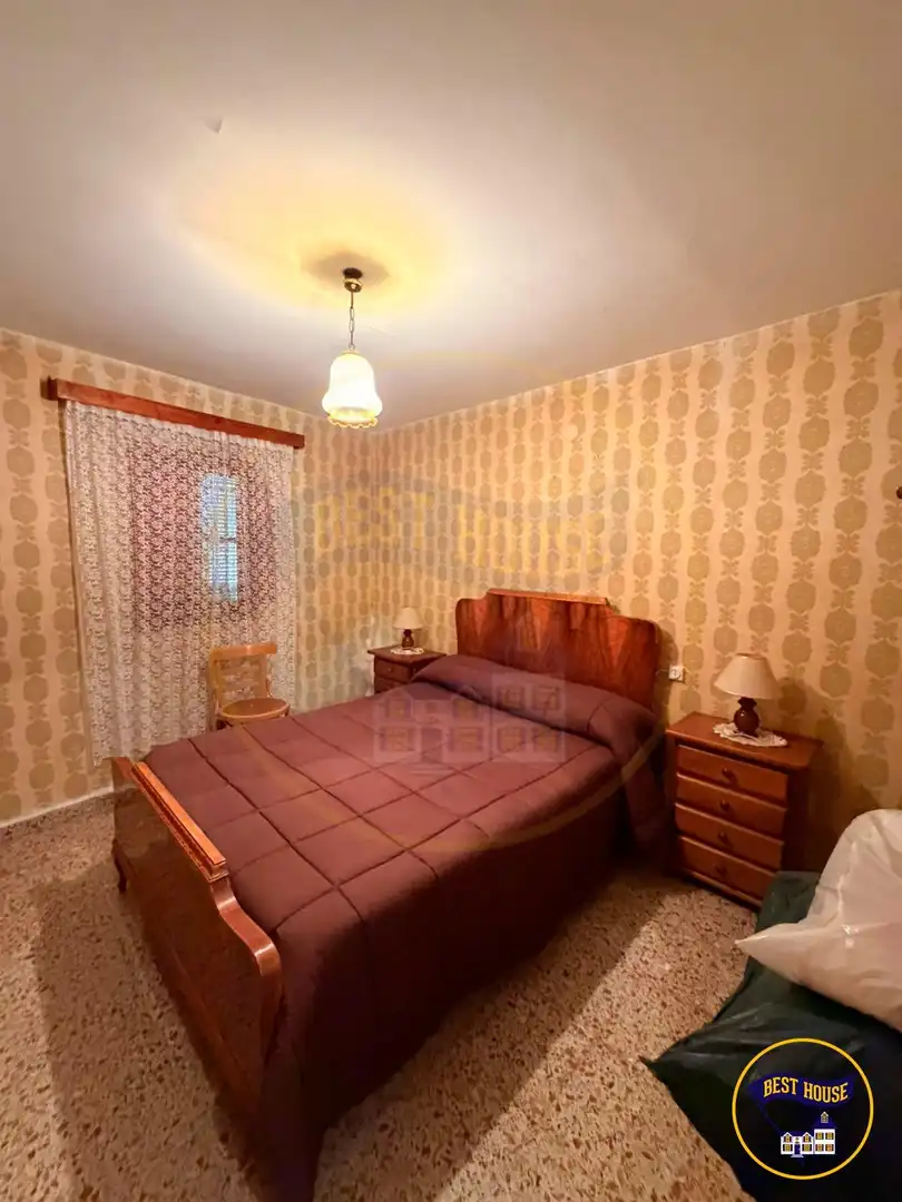Habitación de Finca rústica en venta en Mira con Terraza y Amueblado