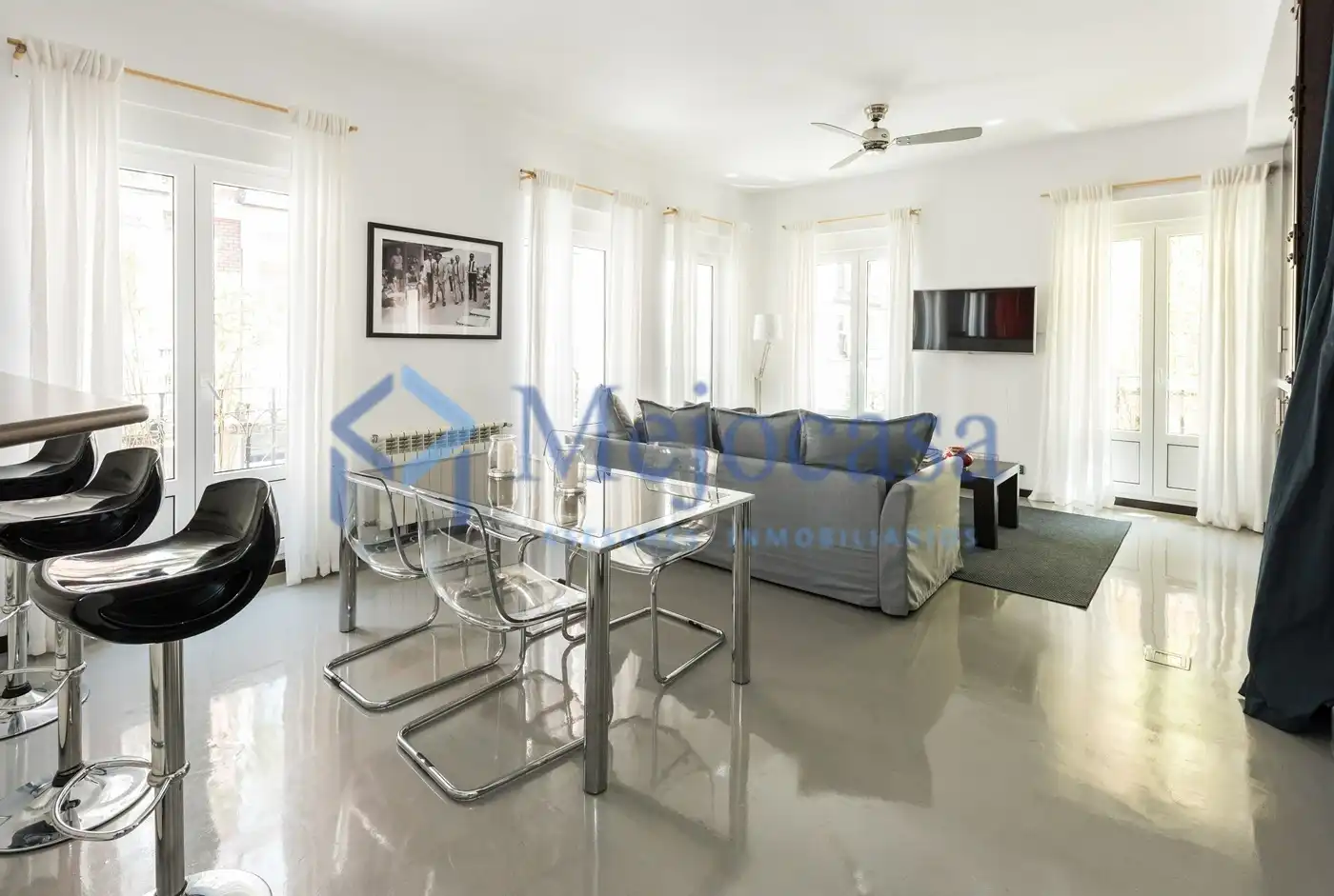 Flat with terrace for sale in Calle de la Esperanza