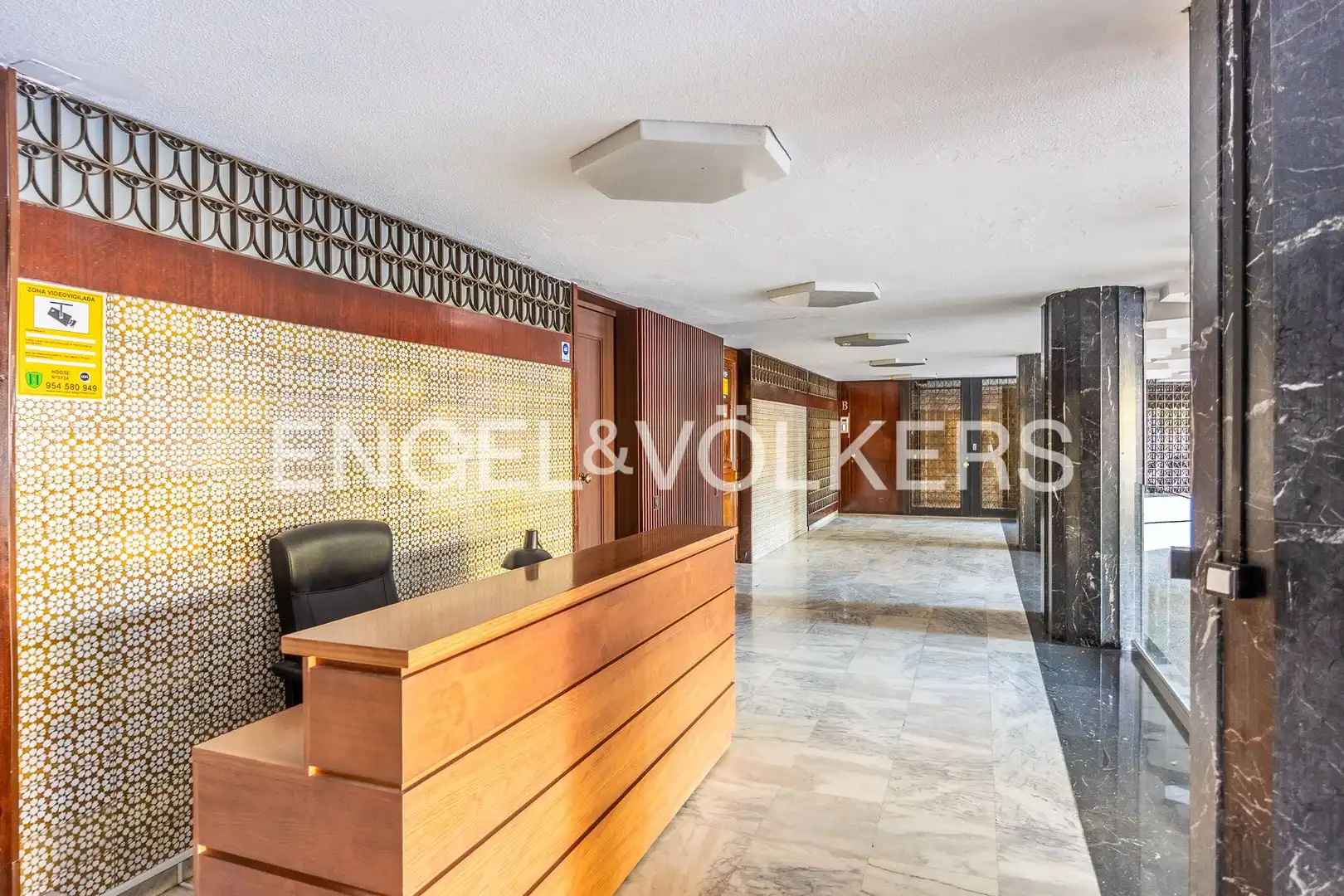 Piso con terraza en venta en Los Remedios, imagen 46