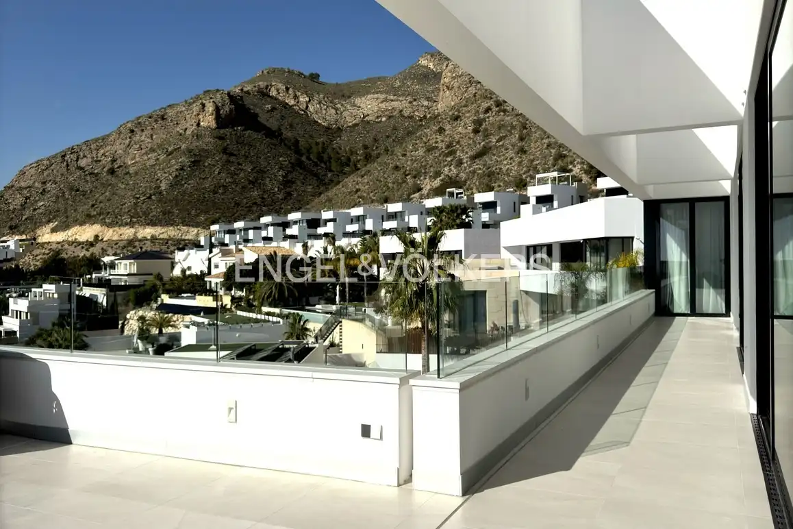 Casa con piscina in vendita a Golf Bahía, imagen 31
