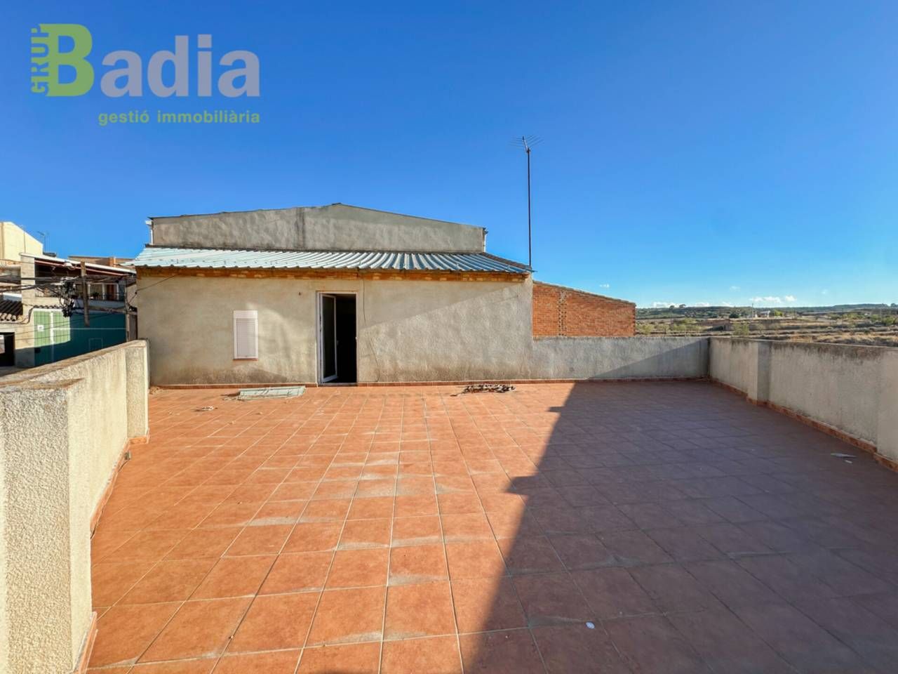Vista exterior de Casa o xalet en venda en Sarroca de Lleida amb Jardí privat i Terrassa