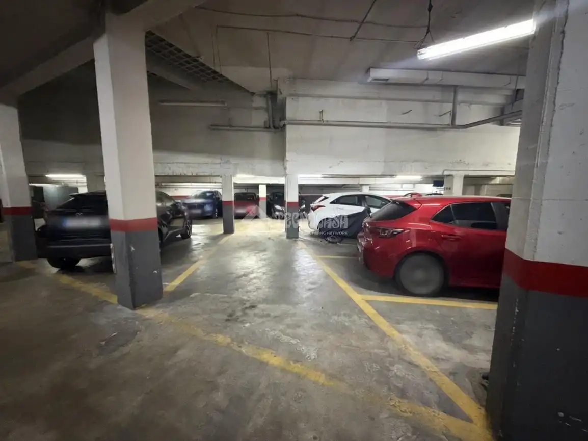 Parking de Garaje en venta en Madrid