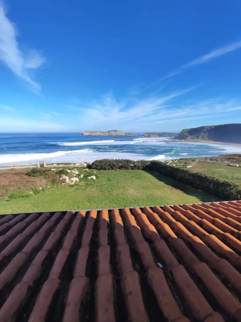 Vista exterior de Casa o chalet de alquiler en Miengo con Calefacción, Jardín privado y Amueblado