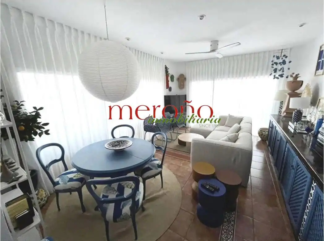 Sala d'estar de Apartament de lloguer en Santa Pola amb Terrassa i Moblat