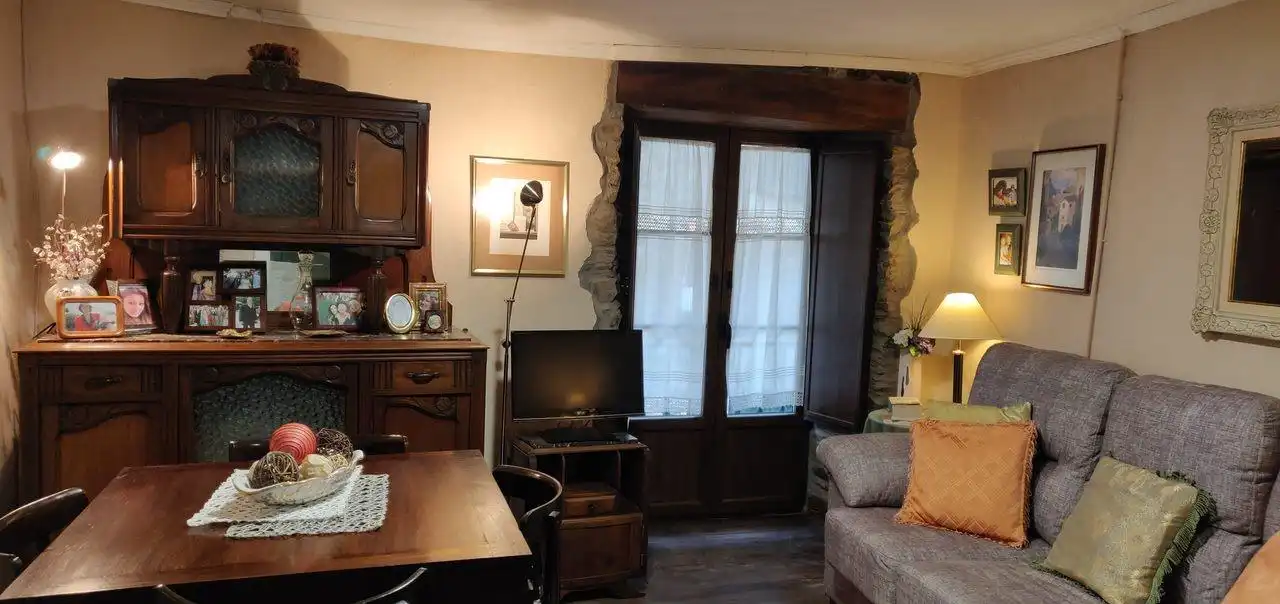 Sala d'estar de Finca rústica en venda en Ponferrada amb Jardí privat