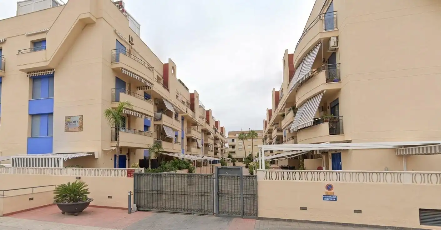 Appartement compact avec ascenseur à vendre à Canet d'En Berenguer
