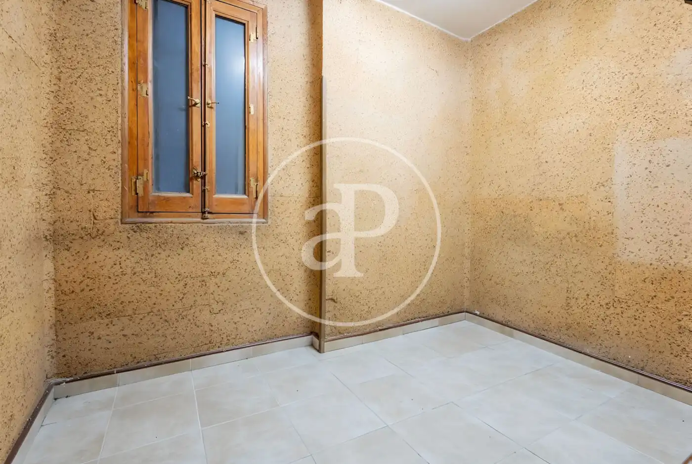 Flat for sale in Madrid  with Heating