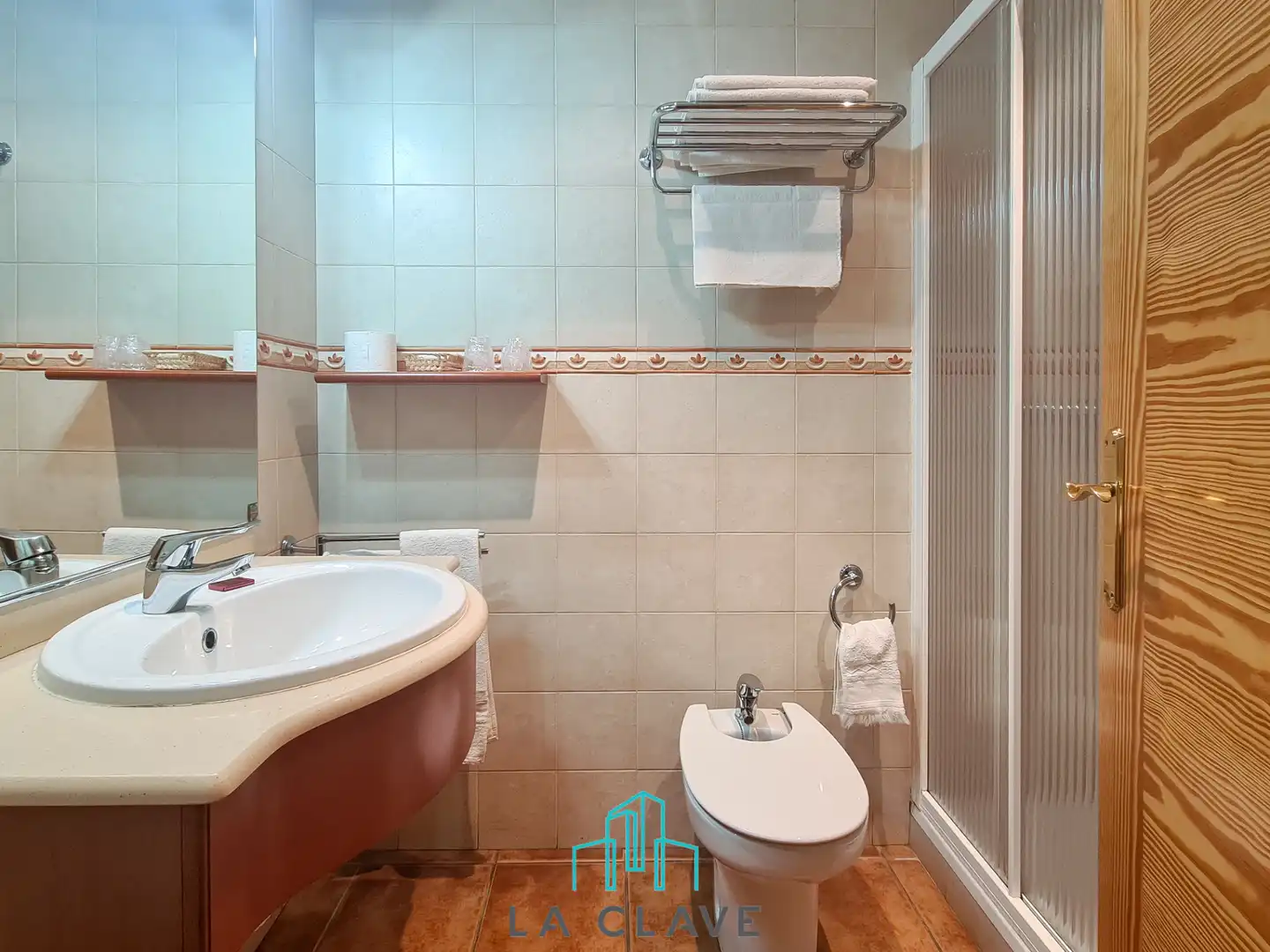 Badezimmer von Gebäude zum Verkauf in Planoles
