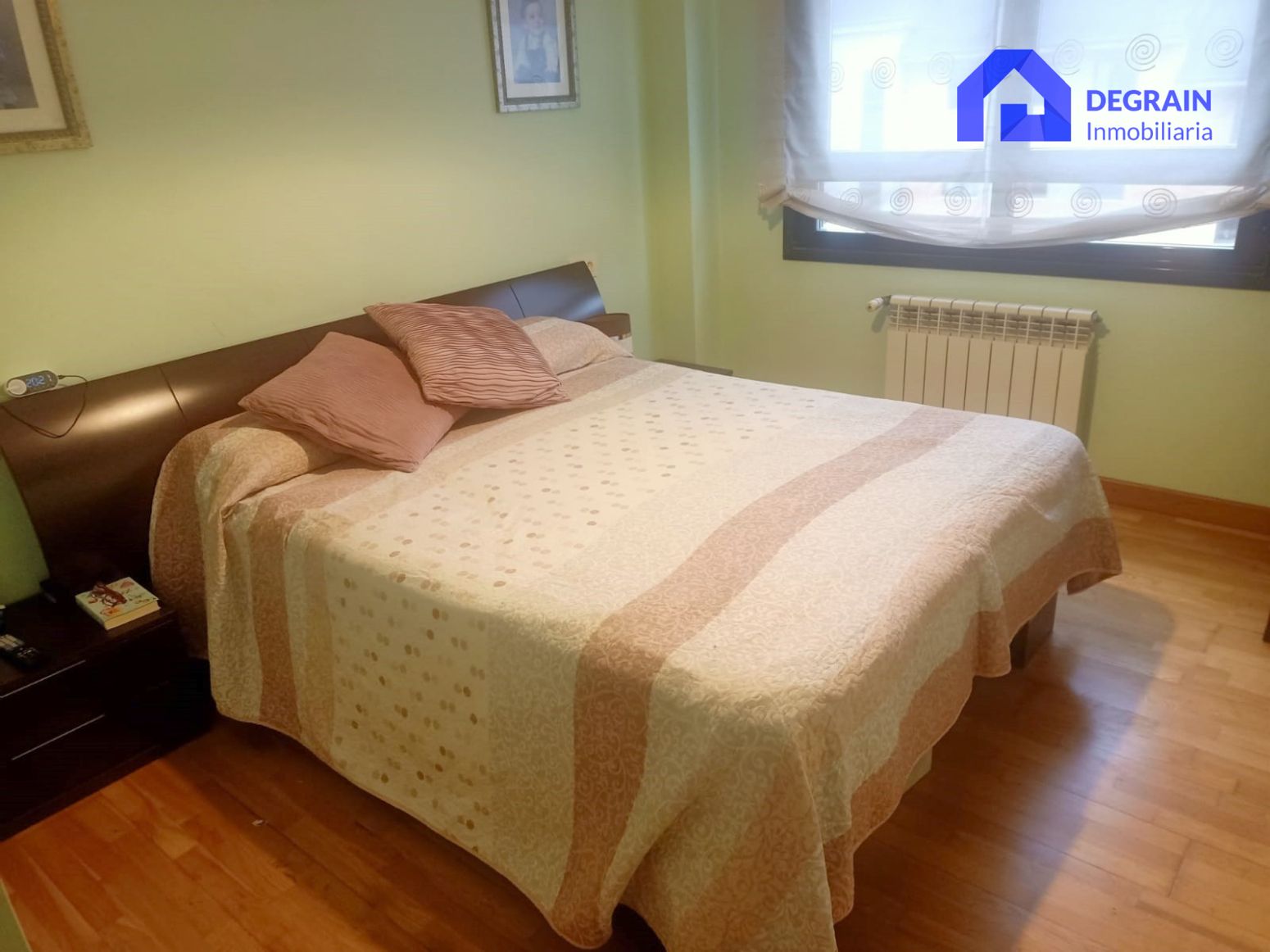 Bedroom of Flat for sale in Oviedo   with Heating, Terrace and Storage room