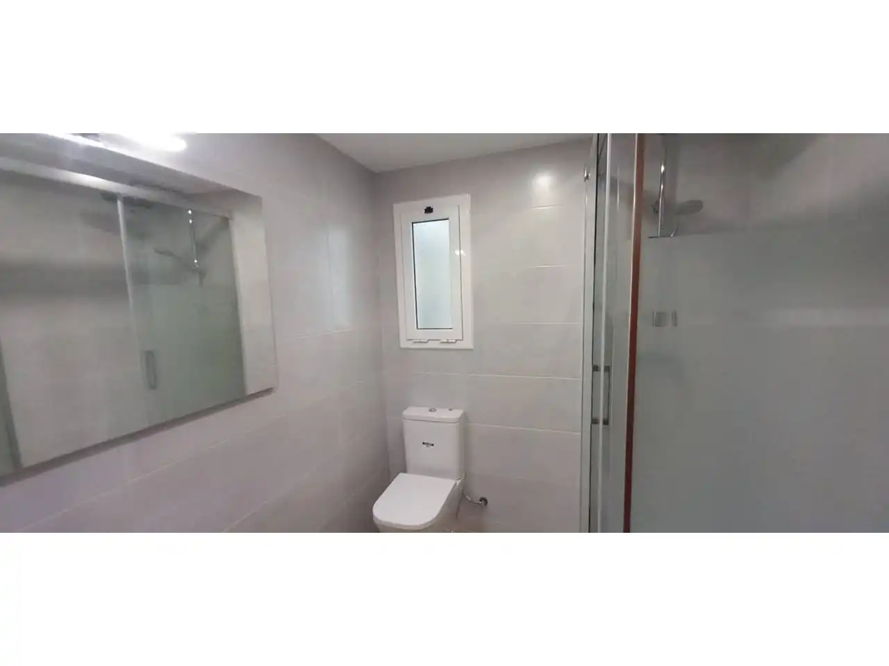 Bathroom of Flat for sale in Les Roquetes