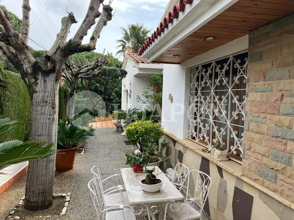 Casa con piscina en venta en Premià de Dalt, imagen 2