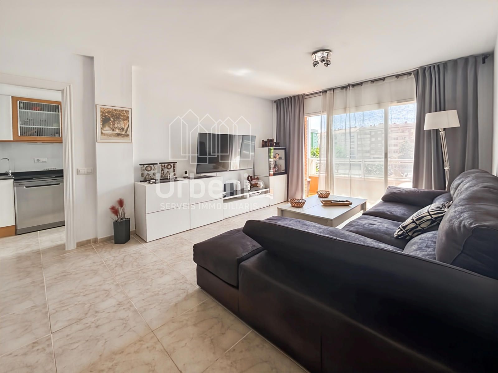 Sala d'estar de Pis en venda en Pineda de Mar amb Calefacció i Terrassa