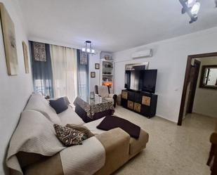 Living room of Flat for sale in  Sevilla Capital  with Air Conditioner, Heating and Storage room