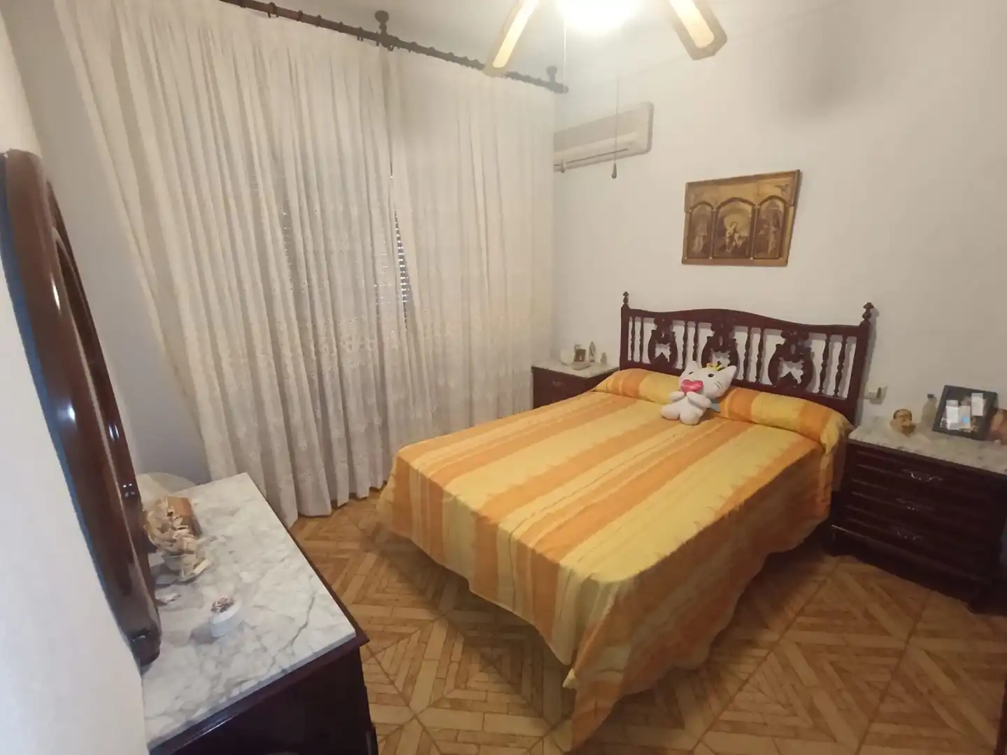 Habitación de Casa adosada en venta en Linares con Aire acondicionado, Calefacción y Terraza