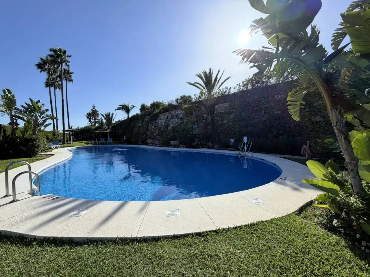 Swimming pool of Detached homes for rent in La Alcaidesa  with Air Conditioner, Terrace and Furnished