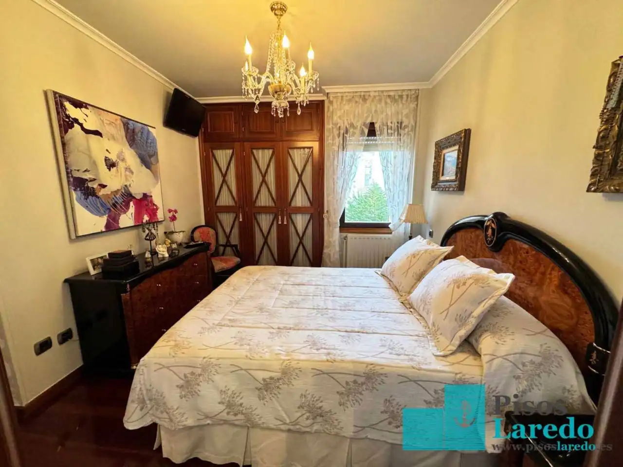 Flat for rent in Calle Marqués de Valdecilla, 8, Centro