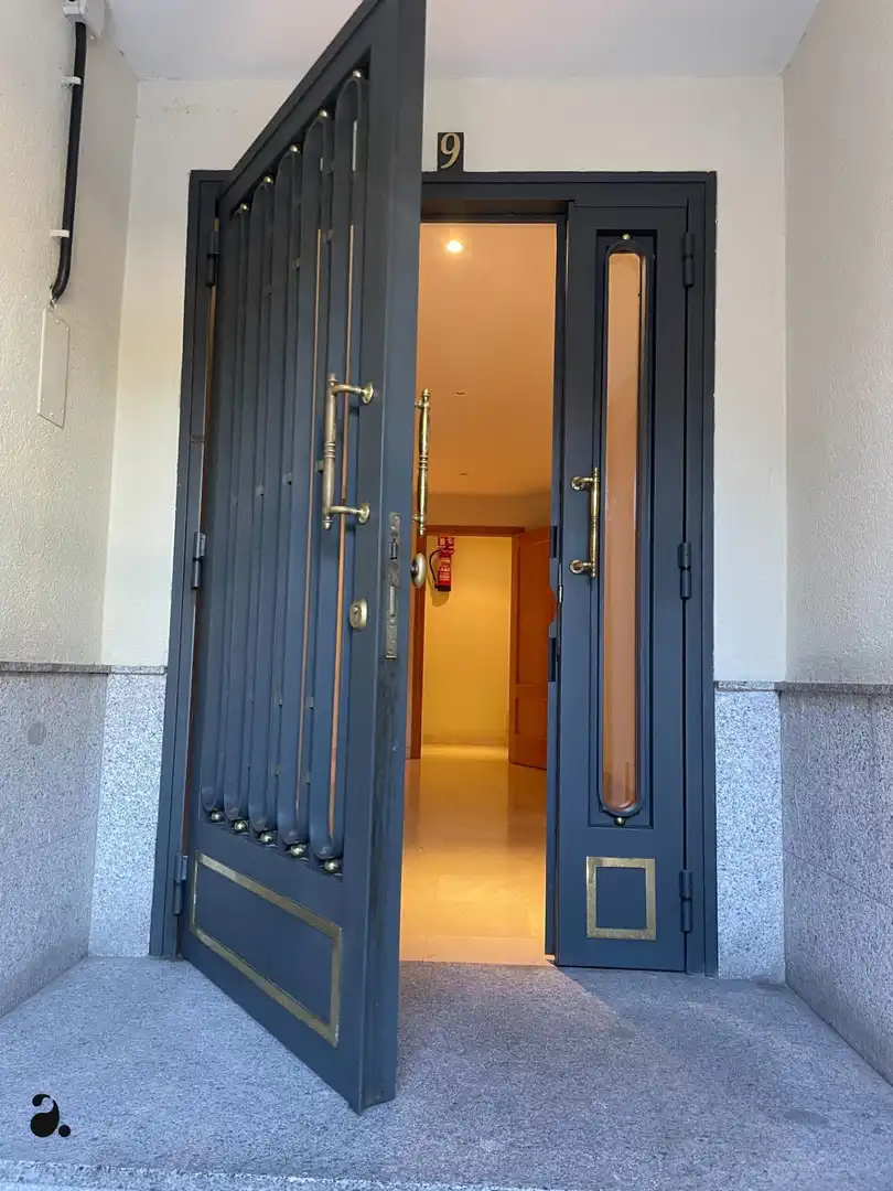 Piso en venta en Navalagamella con Calefacción, Terraza y Amueblado