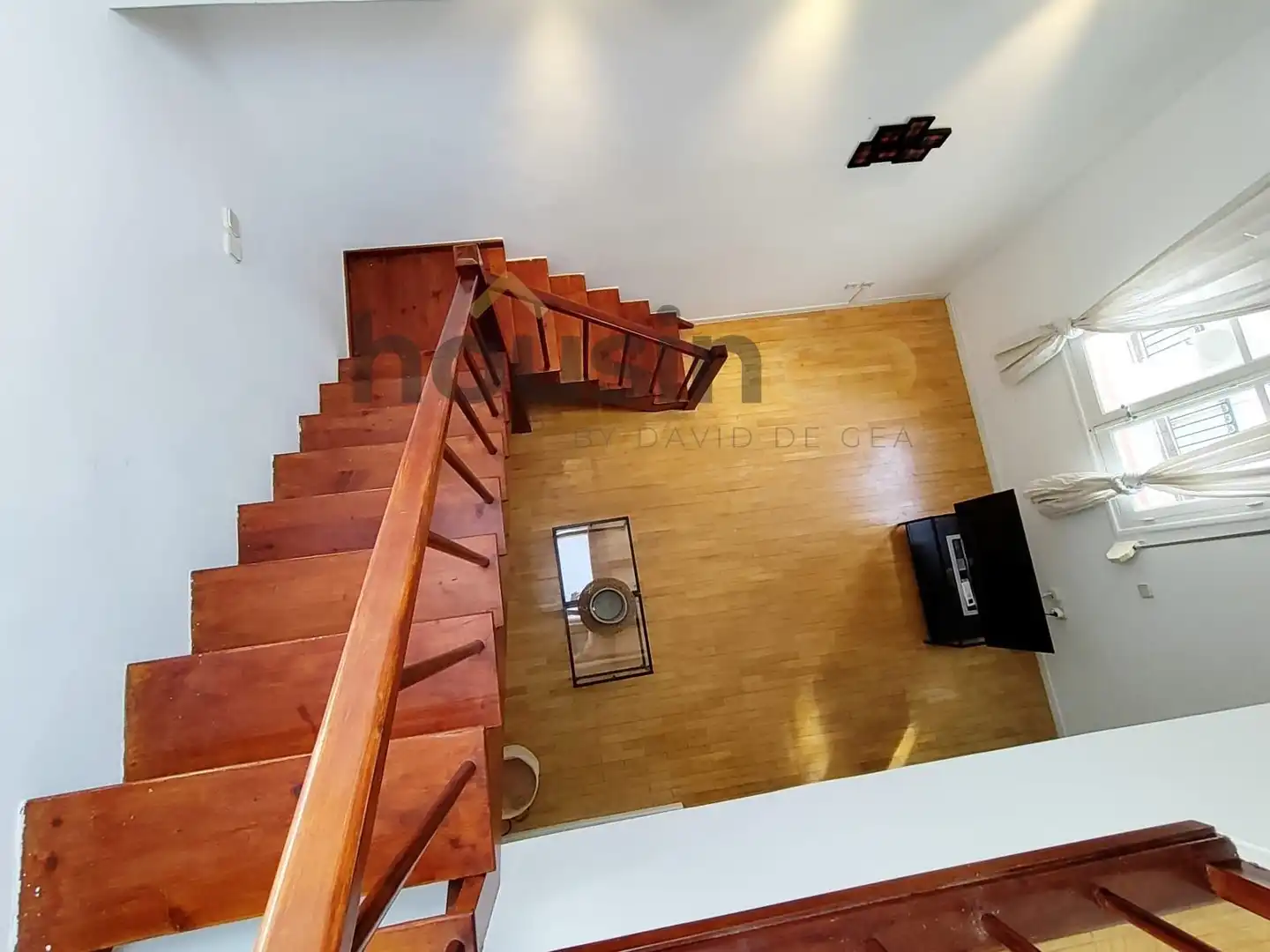 Duplexes for rent in Madrid  with Air Conditioner, Heating and Furnished