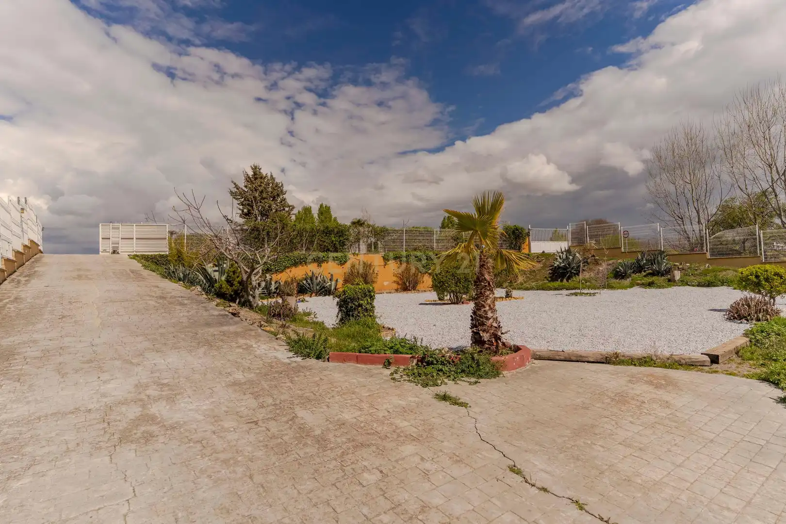 Casa o xalet en venda en Granada amb Aire condicionat, Jardí privat i Traster