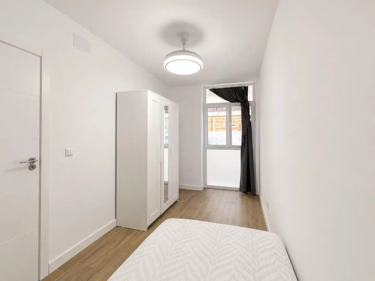 Habitación de Planta baja en venta en Almería