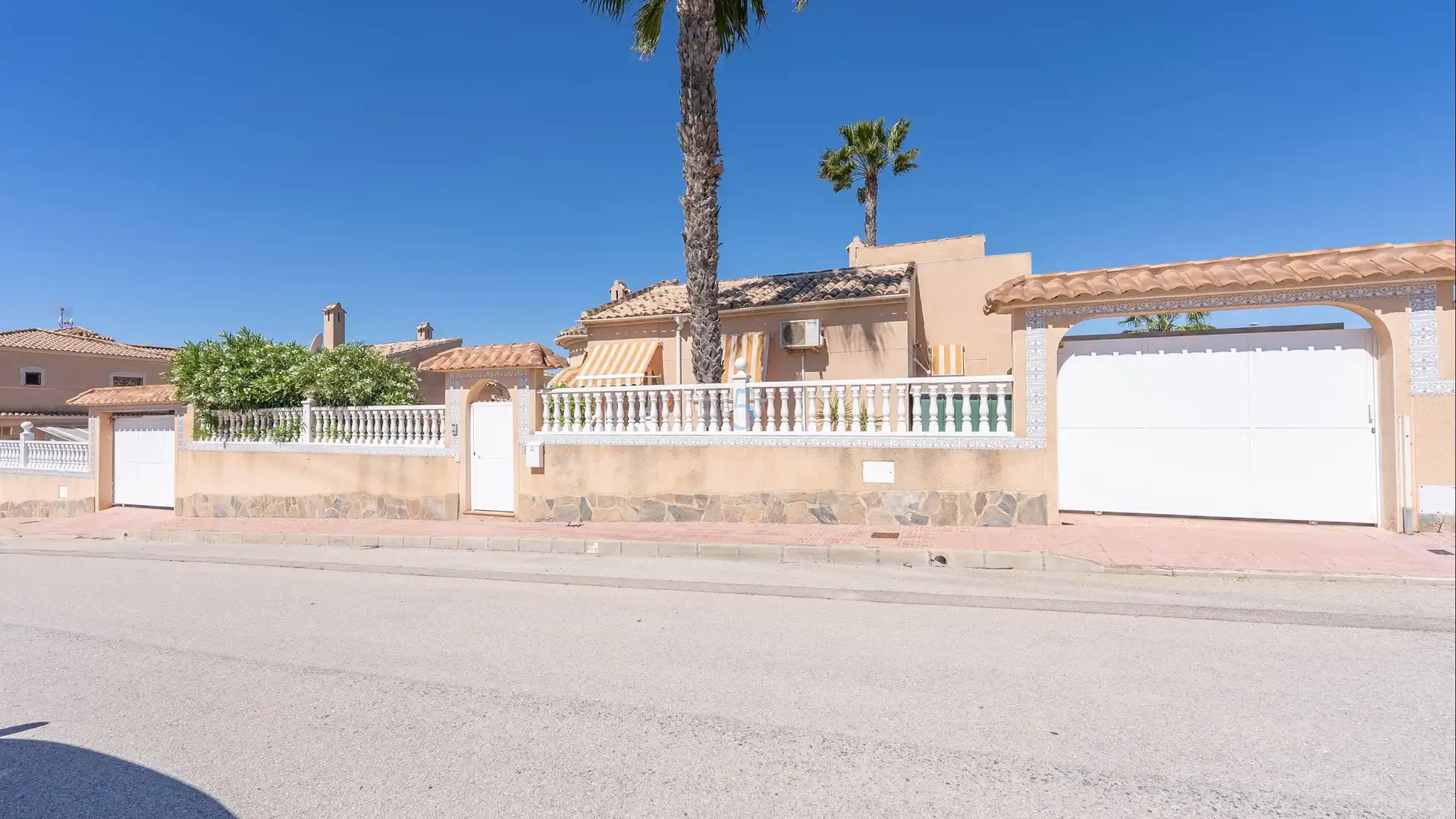 House with pool for sale in Benijófar, imagen 2