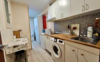 Kitchen of Flat for sale in  Madrid Capital