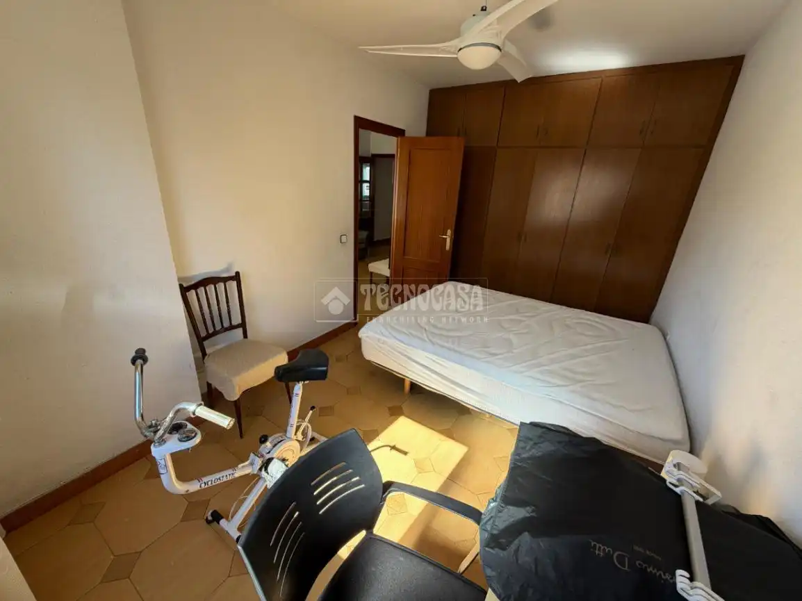 Habitación de Piso en venta en Jaén con Balcón