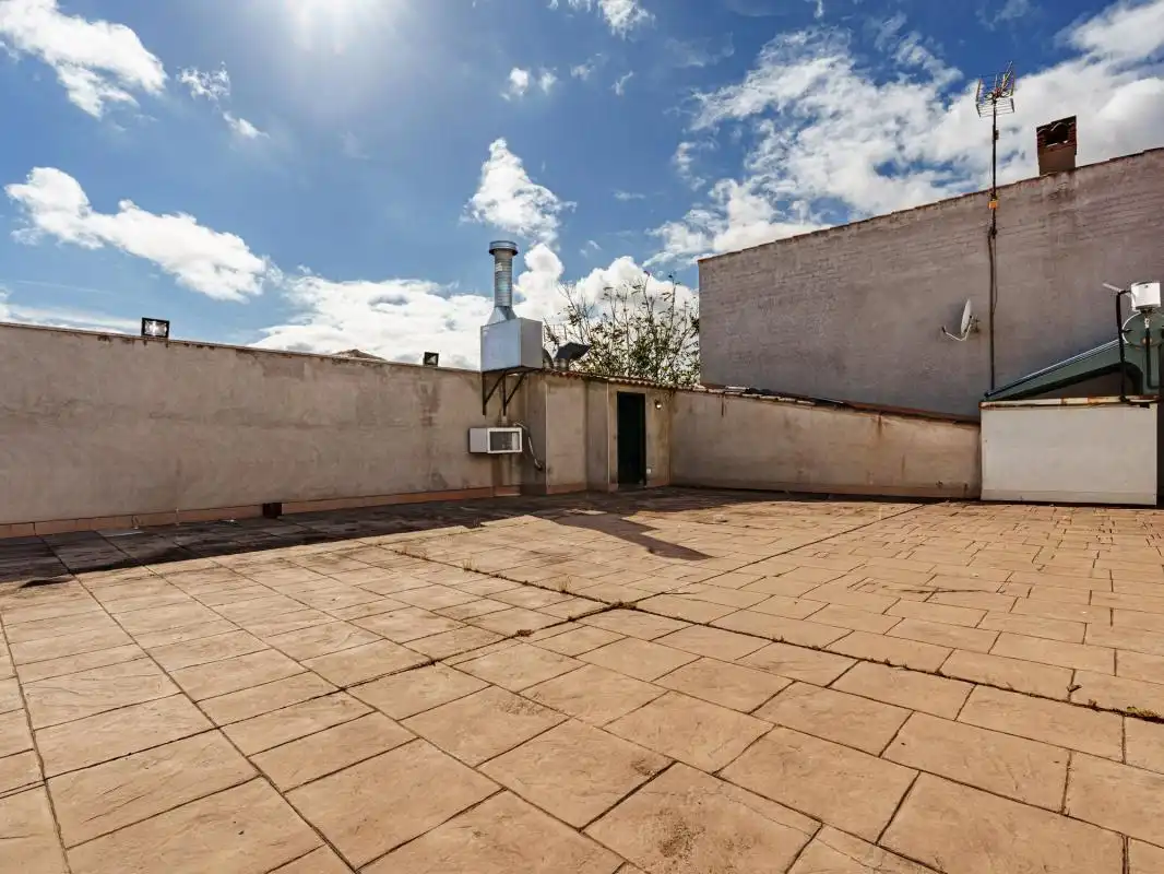 Local en venta en Pl. de España, Arenas de San Juan