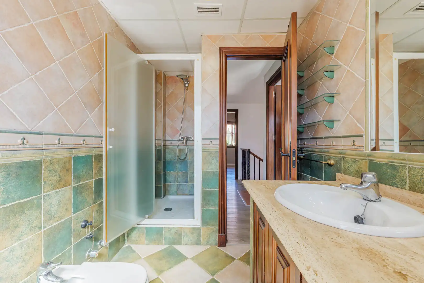 Bathroom of Detached homes for sale in Málaga  with Terrace and Storage room