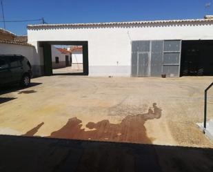 Vista exterior de Finca rústica en venda en Casas de Benítez amb Calefacció i Terrassa