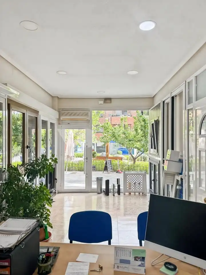 Business premises for sale in Casco Antiguo, imagen 3
