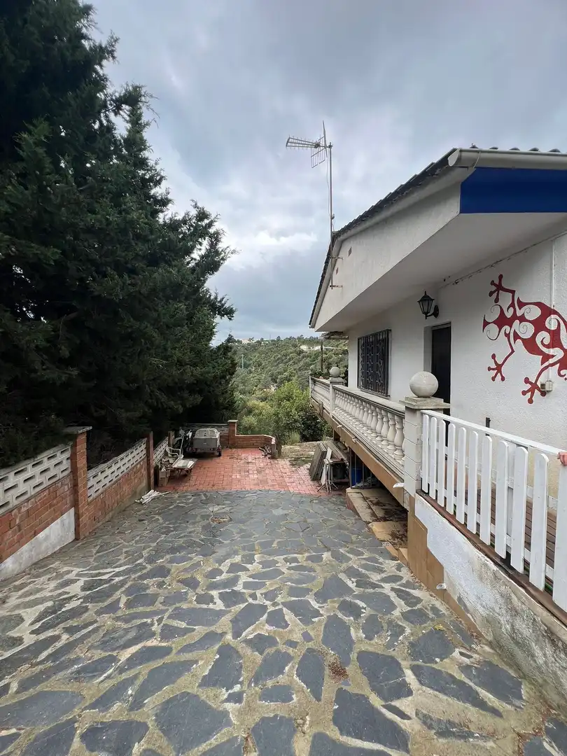 Vista exterior de Casa o xalet en venda en Tordera amb Jardí privat