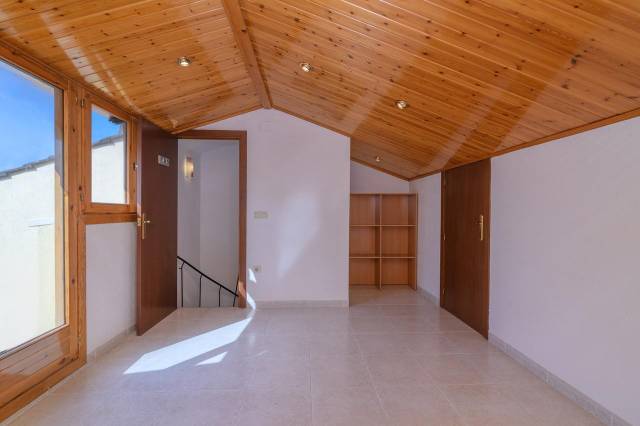 Casa adosada en Venta en Santpedor