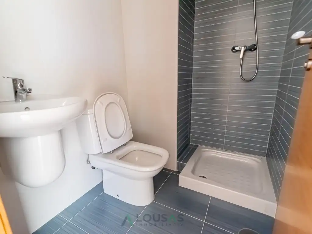 Bathroom of Apartments for sale in Barreiros